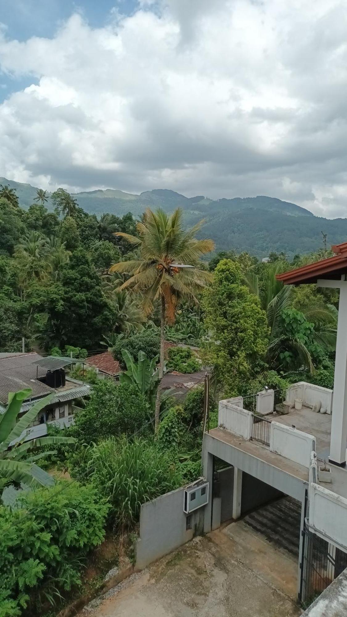 De Paris A Kandy